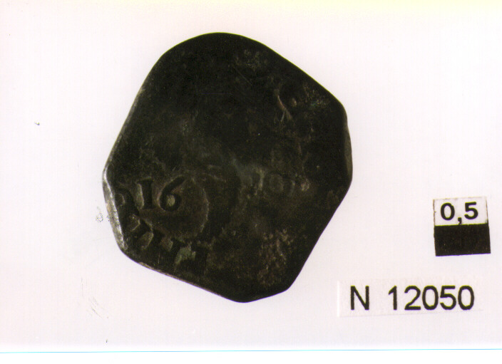 R/ cornucopia ricolma di frutta e spighe; V/ illeggibile (moneta, tre cavalli) (sec. XVII d.C)