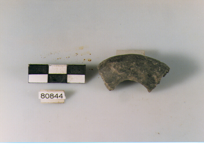 ansa a maniglia, anse a maniglia, tipo 1A, Archi (BF/ prima età del Ferro)