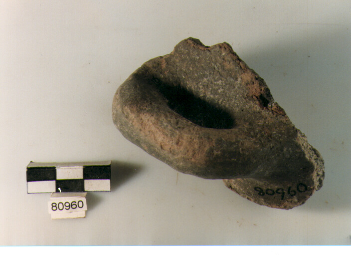 ansa a maniglia, anse a maniglia, Archi (BF/ prima età del Ferro)