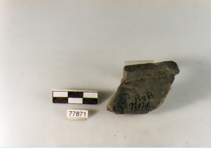 scodella troncoconica, tipo F14 Ripoli - neolitico finale-Ripoli III (IV MILLENNIO a.C)