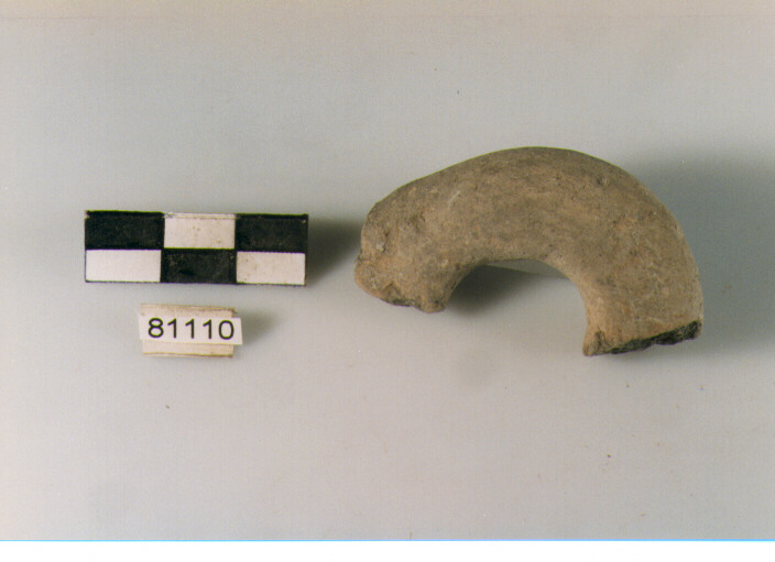 ansa a maniglia, anse a maniglia, tipo 1A, Archi (BF/ prima età del Ferro)