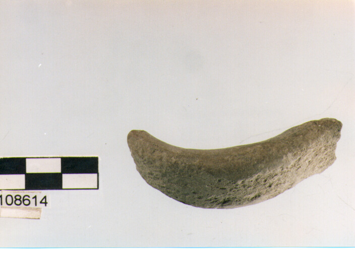 ansa verticale a nastro, anse verticali tipo 2, Grotta Sant'Angelo (età del bronzo)