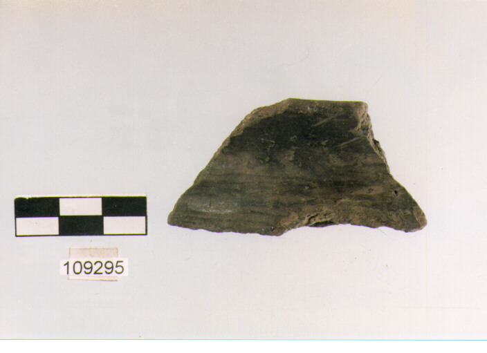 vaso a collo distinto, vasi a collo, tipo 4A, Grotta Sant'Angelo (età del bronzo)