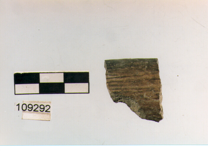 vaso a collo distinto, vasi a collo, tipo 11C, Grotta Sant'Angelo (età del bronzo)