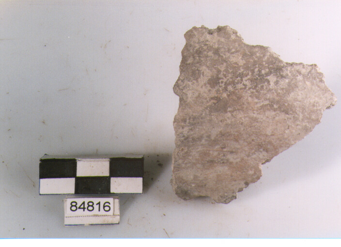 vaso/ fondo, fondi piatti, tipo 1, Archi (BF/ prima età del Ferro)