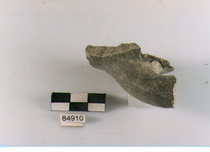 scodella/ ansa a maniglia, anse a maniglia, tipo 1B, Archi (BF/ prima età del Ferro)