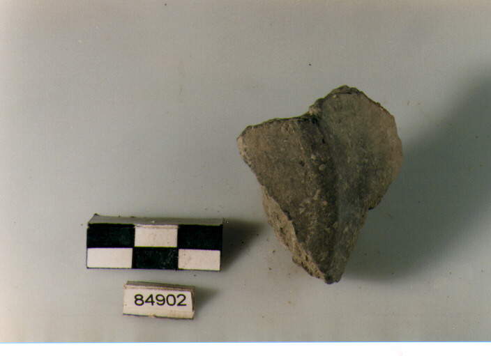 fondo concavo, fondi concavi tipo 2, Archi (BF/ prima età del Ferro)