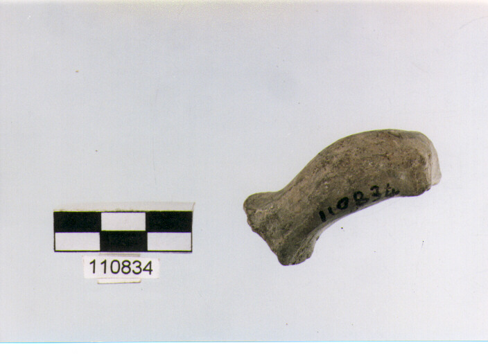 ansa a maniglia, anse a maniglia, tipo 9, La Fortellezza (Prima età del ferro)