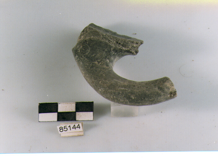 ansa a maniglia, anse a maniglia, tipo 1A, Archi (BF/ prima età del Ferro)