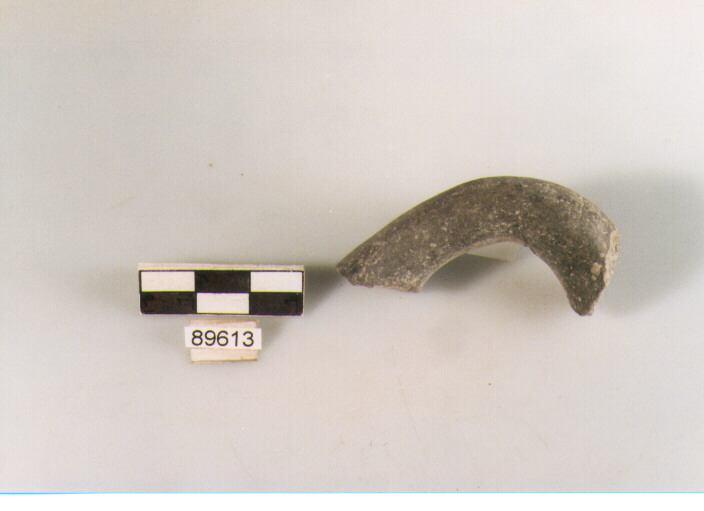 ansa orizzontale, anse orizzontali, Archi (BF/ prima età del Ferro)