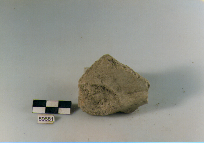 cordone liscio orizzontale, cordoni, tipo 1, Archi (BF/ prima età del Ferro)