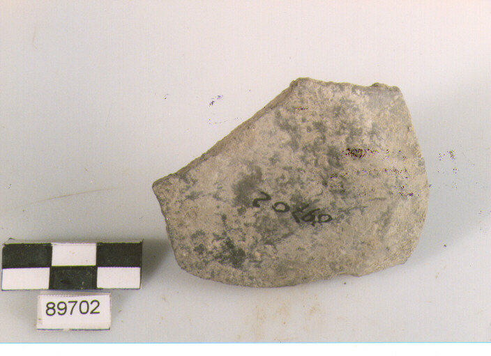 Fondi, fondi, tipo 1, Archi (BF/ prima età del Ferro)