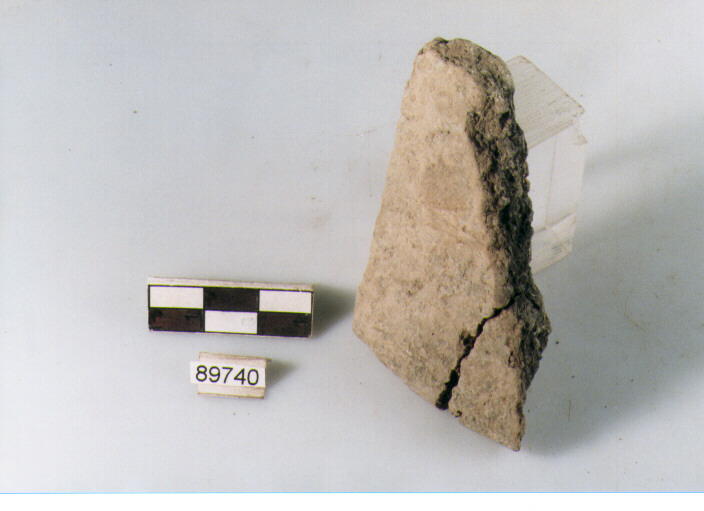 coperchio, coperchi tipo 1B, Archi (BF/ prima età del Ferro)