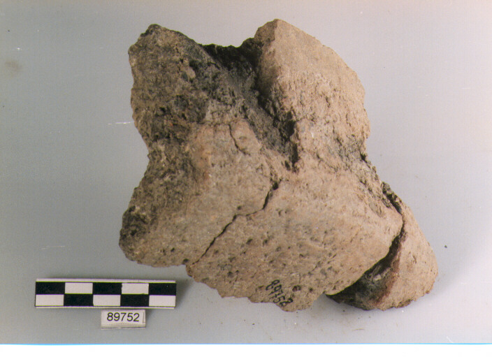 Fondi, fondi, tipo 1, Archi (BF/ prima età del Ferro)