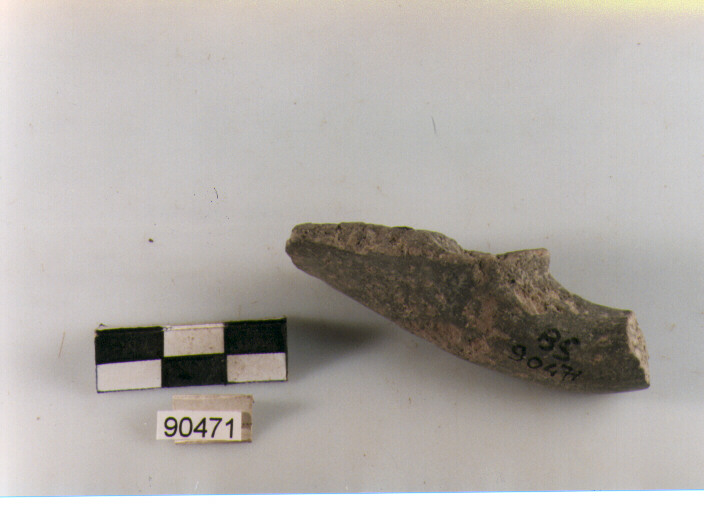 ansa a maniglia, anse a maniglia, Archi (BF/ prima età del Ferro)