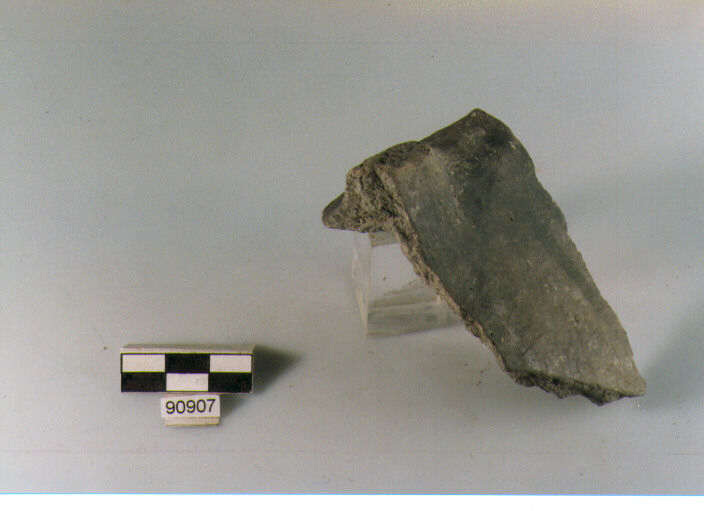 scodella/ vasca, vasche di scodelle con attacchi d'ansa, Archi (BF/ prima età del Ferro)