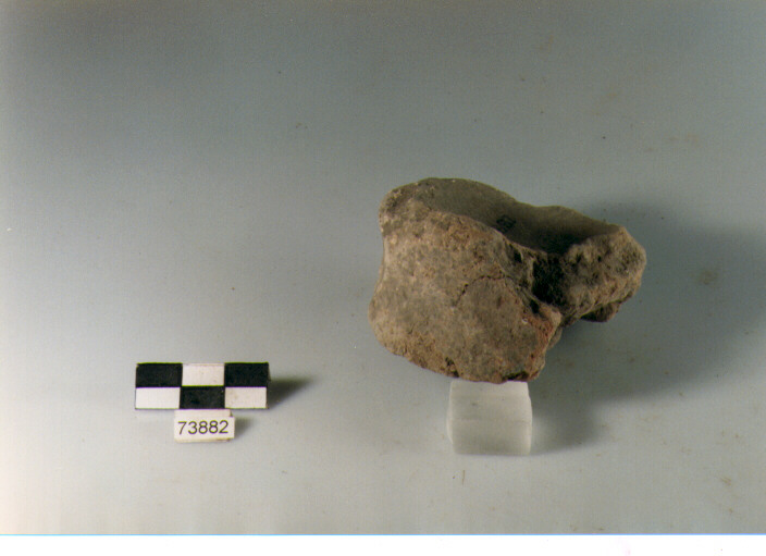 frammento, tipo E11 Ripoli - neolitico finale- Ripoli III (IV MILLENNIO a.C)