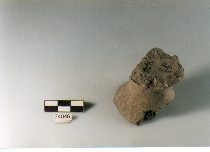 fondo a tacco, tipo E6, Ripoli - neolitico finale-Ripoli (IV MILLENNIO a.C)