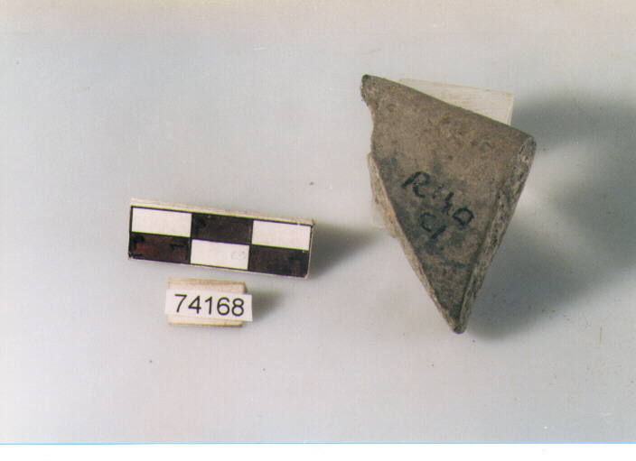 orlo, tipo E12 Ripoli - neolitico finale-Ripoli I (IV MILLENNIO a.C)