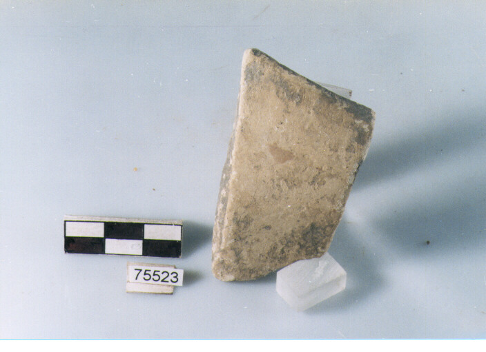 orlo, tipo E4 Ripoli - neolitico finale-Ripoli I (IV MILLENNIO a.C)