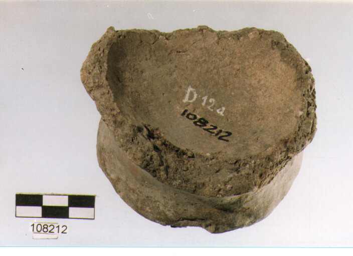 frammento, tipo E 3b, Grotta S.Angelo - neolitico medio-finale (V/ IV millennio a.C)