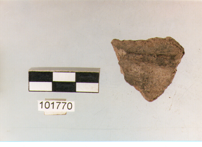 parete cordonata, tipo E8, Grotta Sant'Angelo - età del bronzo(?) (sec. XX-X a.C)