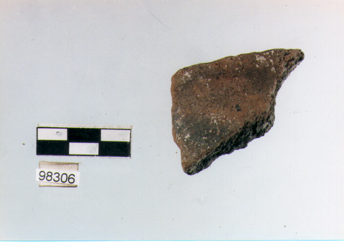 coperchio/ orlo (età del bronzo medio)