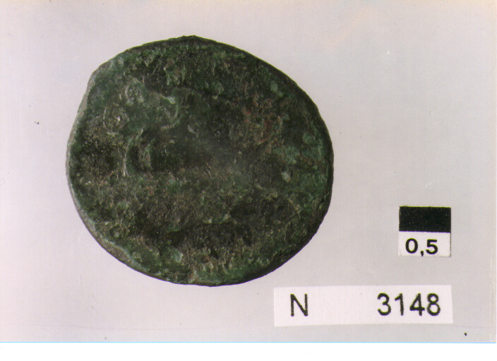 R: testa dell'imperatore a destra/ V: non id (moneta, asse) (età imperiale)