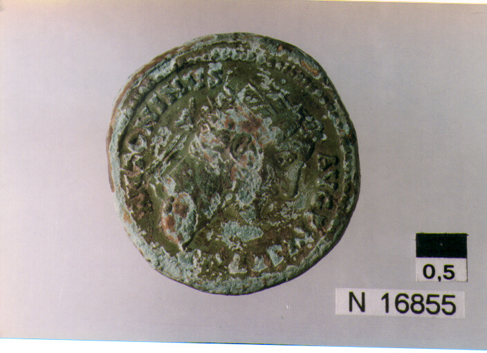 R: testa di Antonino Pio radiata a destra/ V: Felicitas (?) stante con latesta rivolta a sinistra, tiene un ramo d'olivo nella destra e la cornucopia nella sinistra SC ai lati in basso (moneta, dupondio) (sec. II d.C)