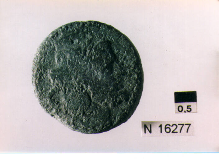 R/ testa di Giove laureato a destra dietro segno del valore; V/ prua di nave a destra sopra segno del valore (moneta, semisse) (sec. III a.C)