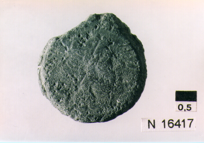 R/ testa di Giove a destra; V/ illeggibile (moneta, semisse) (sec. III a.C)