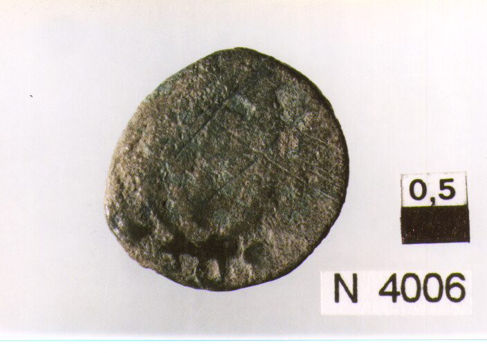 R/ croce; V/ illeggibile (moneta, quattrino) (sec. XVI d.C)