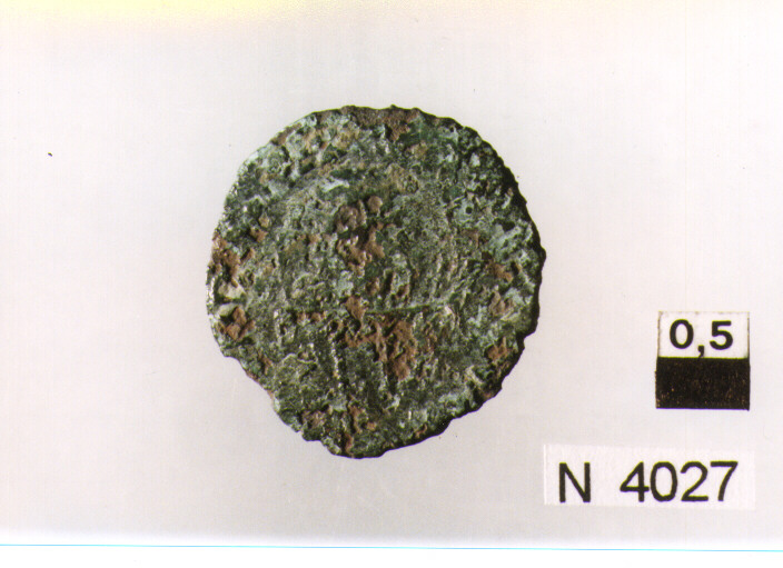 R/ testa radiata a destra; V/ cavallo gradiente a destra (moneta, cavallo) (sec. XV d.C)