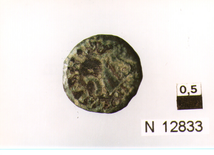 R/ simpulo e lituo; V/ incudine circolare ornata con corona (moneta, quadrante) (sec. I a.C)