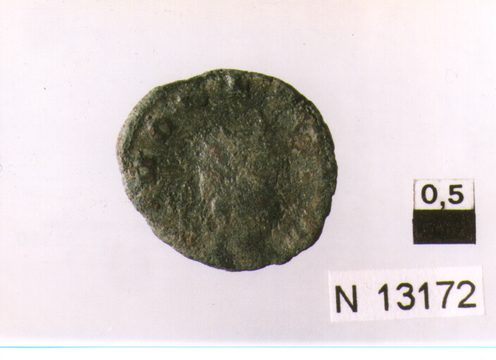 R/ testa radiata di Claudio II a destra; V/ aquila stante (moneta, antoniniano) (sec. III d.C)