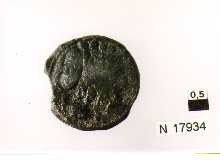 R/ testa elmata di Minerva a destra, sopra segno del valore (quattro globetti); V/ prua a destra, sopra iscrizione, sotto segno del valore (moneta, triente) (sec. III a.C)
