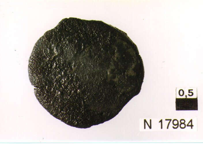 R/ testa di Giove a destra; V/ illeggibile (moneta, semisse) (sec. III a.C)