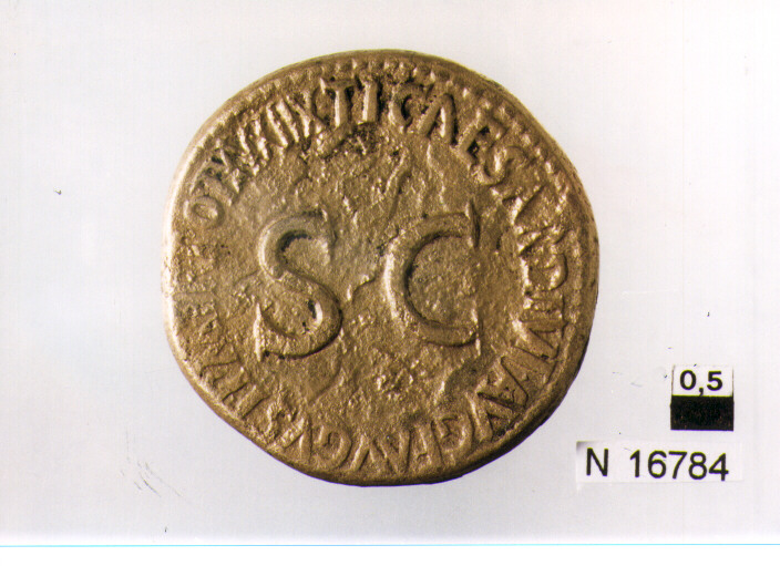 R/ iscrizione nel campo; V/ carro trionfante (moneta, sesterzio) (sec. I d.C)