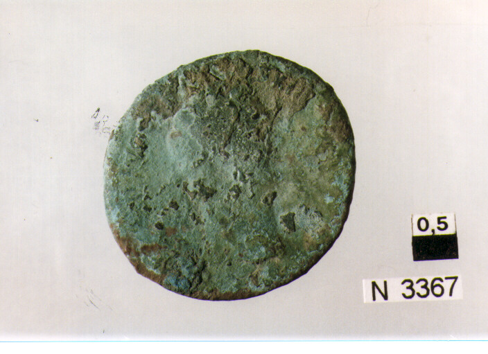 R/ testa laureata di Domiziano(?) a destra; V/ non id (moneta, asse) (sec. I d.C)