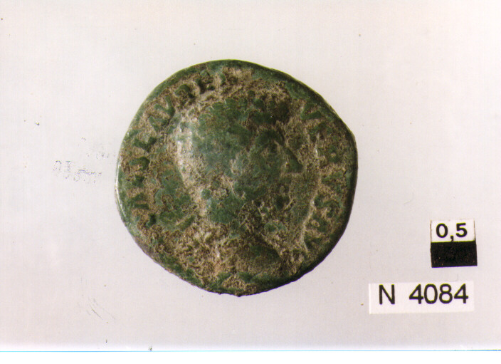 R/ busto di Lucio Vero laureato a destra; V/ Fortuna seduta su trono a sinistra con cornucopia e timone (moneta, asse) (sec. II d.C)