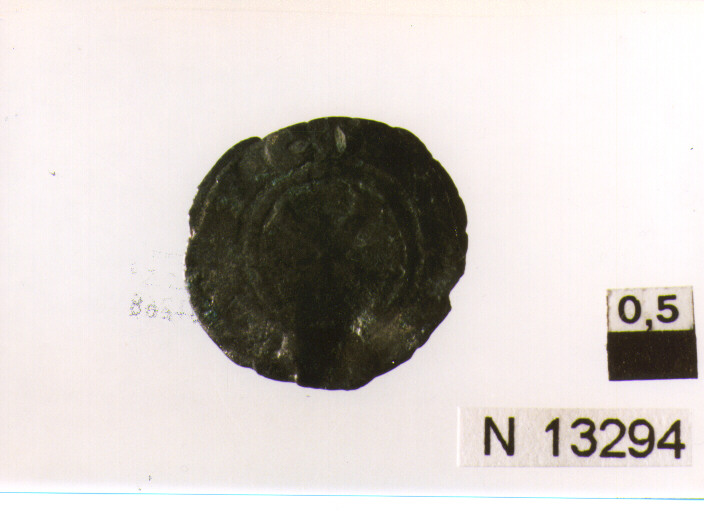 R/ croce patente; V/ non id (moneta, denaro) (secc. XVI/ XVII d.C)