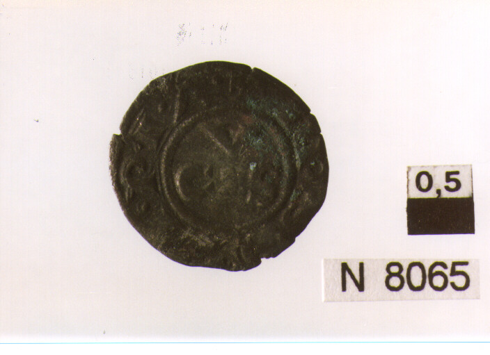 R/ croce patente; V/ tre lettere nel campo intorno a globetto (moneta, denaro) (sec. XIII d.C)