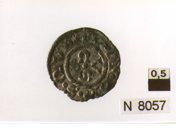 R/ croce patente; V/ nel campo tre lettere, intorno ad un globetto (moneta, denaro) (sec. XIII d.C)