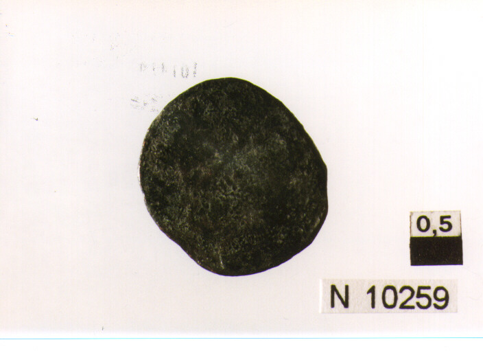 R/ busto radiata a destra; V/ cavallo gradiente verso sinistra con la zampa sollevata (moneta, cavallo) (sec. XV d.C)