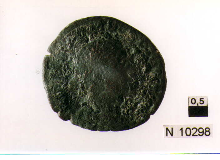 R/ busto di imperatore Alessandro Severo(?) laureato a destra; V/ figura stante a sinistra non id (moneta, sesterzio) (sec. III d.C)