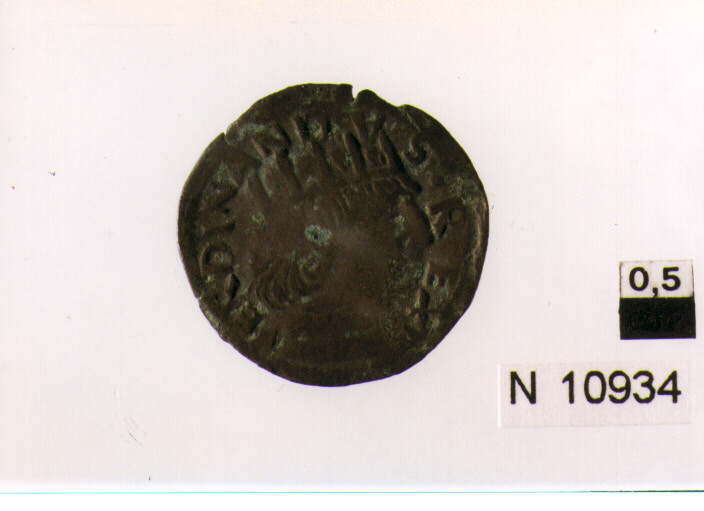 R/ busto radiato a destra; V/ cavallo avanza a destra con la zampa sollevata; davanti aquiletta (moneta, cavallo) (sec. XV d.C)