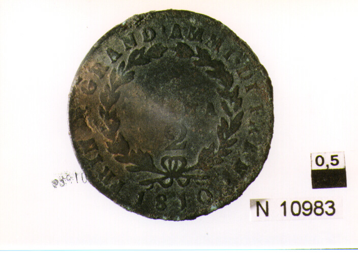 R/ testa nuda del re volta a sinistra; V/ nel campo iscrizione in corona formata da due rami d'alloro, legati in basso (moneta, due grana) (sec. XIX d.C)