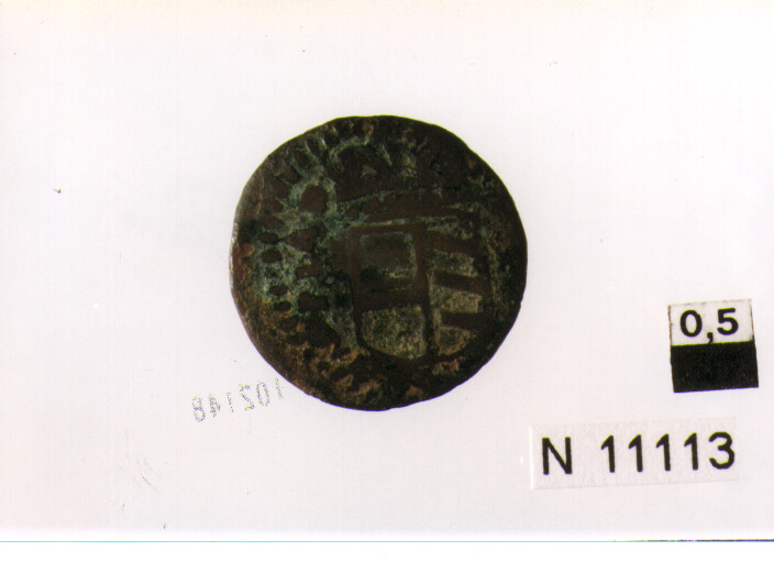 R/ scudo coronato; V/ croce gigliata (moneta) (secc. XVI/ XVII d.C)