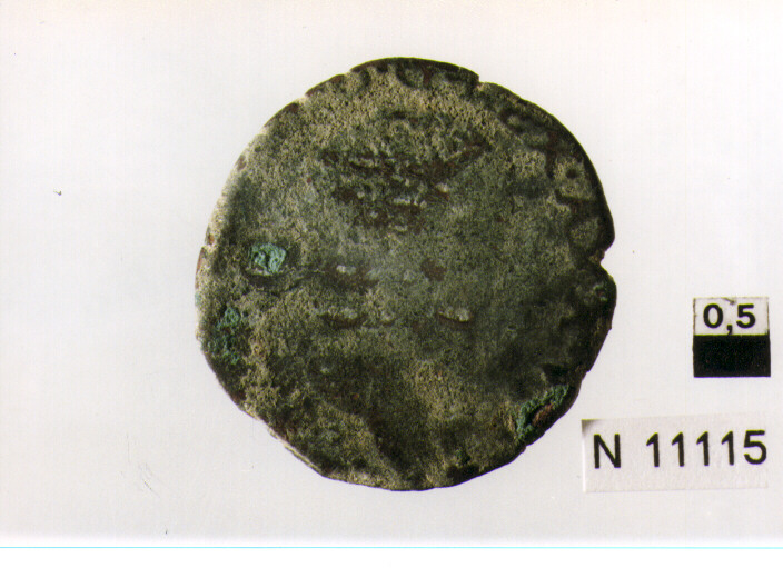 R/ testa con corona radiata volta a destra, poco leggibile; V/ cornucopiaricolma di frutta e spighe (moneta, tornese) (sec. XVI d.C)