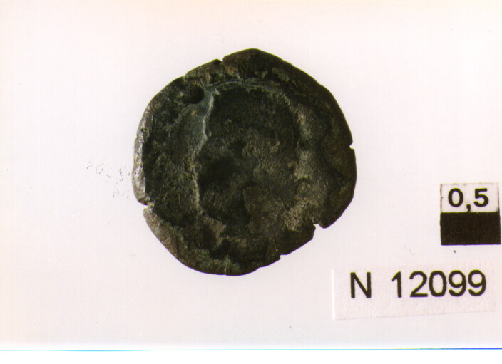 R/ busto a sinistra; V/ croce patente accantonata da quattro crocette simili, entro corona d'alloro (moneta, due cavalli) (sec. XVII d.C)